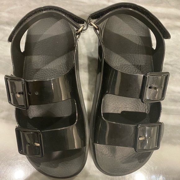GUCCI Isla Flat Sandal (very lightly worn!) - Picture 3 of 6